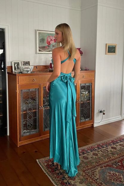 Casual Halter Satin A-Line V-Neck Lace Up Party Prom Dress