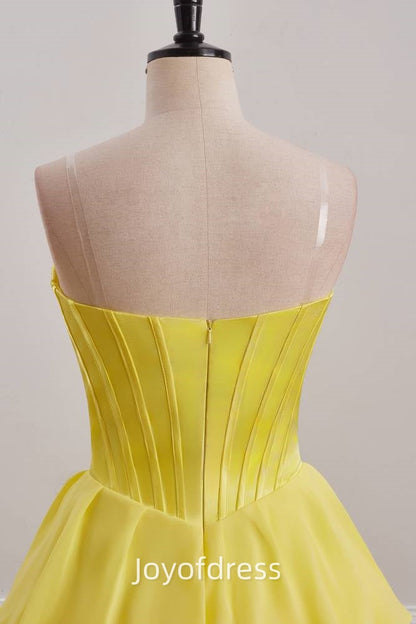 Chic Sweetheart Sleeveless Empire Ruffle A-Line Homecoming Dress