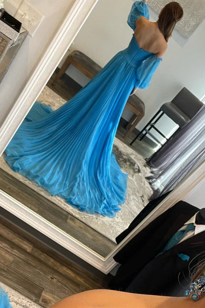 Chic Tulle A-Line Sweetheart With Side Slit Prom Dress
