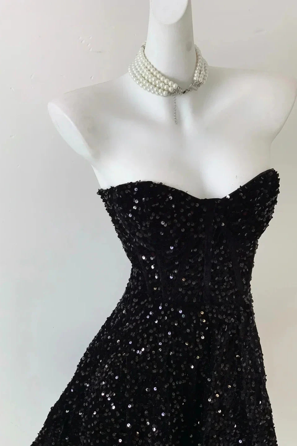 Cute Sparkly Sweetheart Strapless Sequins Party Homecoming Dress
