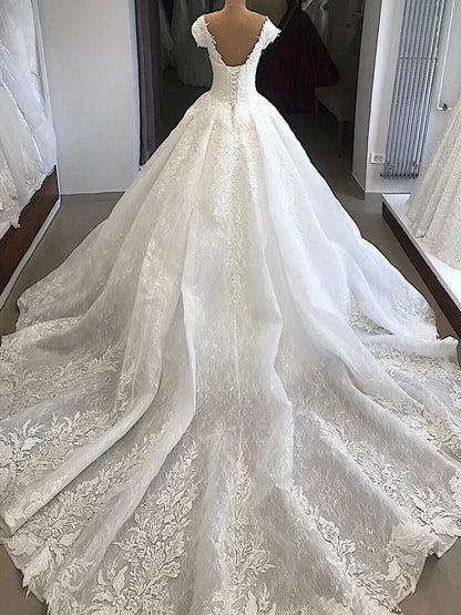 Unique Bridal Gown Ball Gown Off The Shoulder White Short Sleeves Lace Wedding Dresses Pretty Bridal Gowns DH1218
