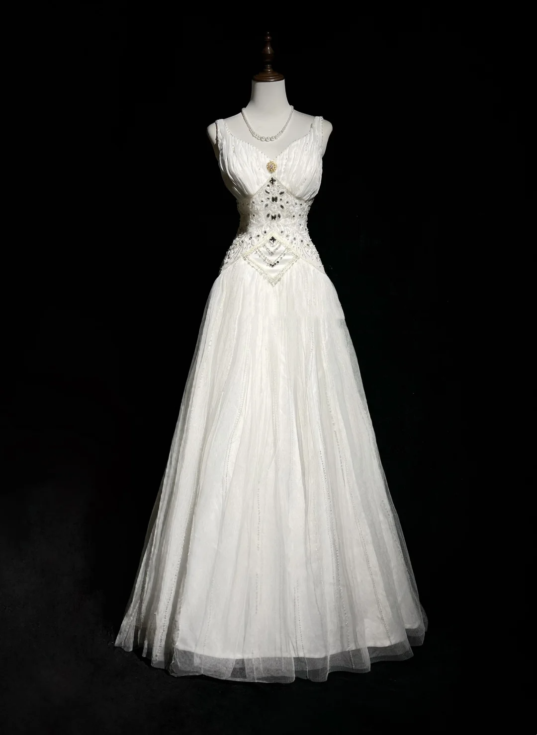 Unique Bridal Dress A Line V Neck White Tulle Long 90s Wedding Dresses Vintage Bride Dress Bridal Gowns DH1256