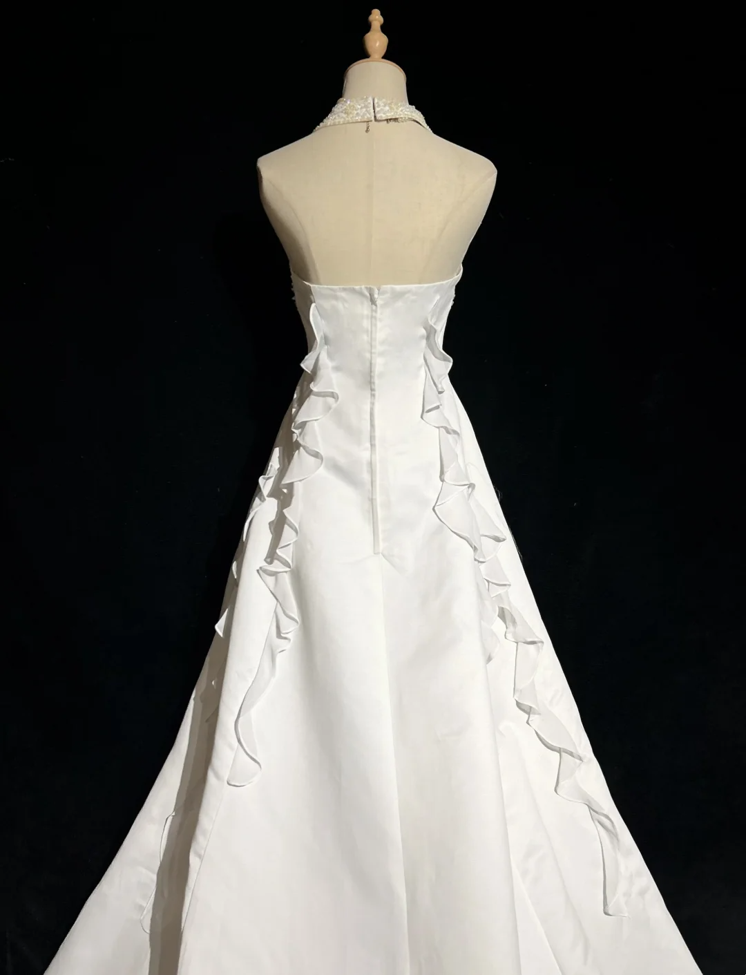 Unique Bridal Dress A line Halter Wedding Dress With Beads Layers White 90s Chiffon Wedding Dresses Vintage Bride Dress Bridal Gowns DH1263