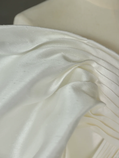 Princess Bridal Gown Ball Gown Off The Shoulder Satin Wedding Dress With White Short Sleeves Wedding Dresses Modest Wedding Gowns DH1287