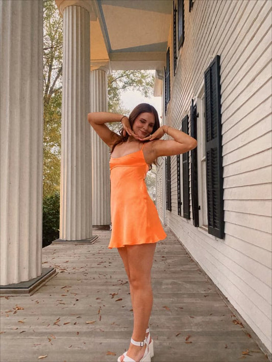 Modest A line Spaghetti Straps Orange Satin Short Formal 8th Grade Homecoming Dresses Middle School Semi Mini Formal Hoco Dress Backless Cocktail Outfits DH1722
