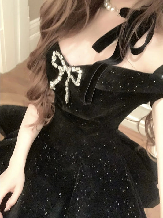 Sexy Ball Gown Off The Shoulder Black Velvet Short Formal 8th Grade Homecoming Dresses Summer Middle School Hoco Dress 6th Grade Graduation Outfits DH2098