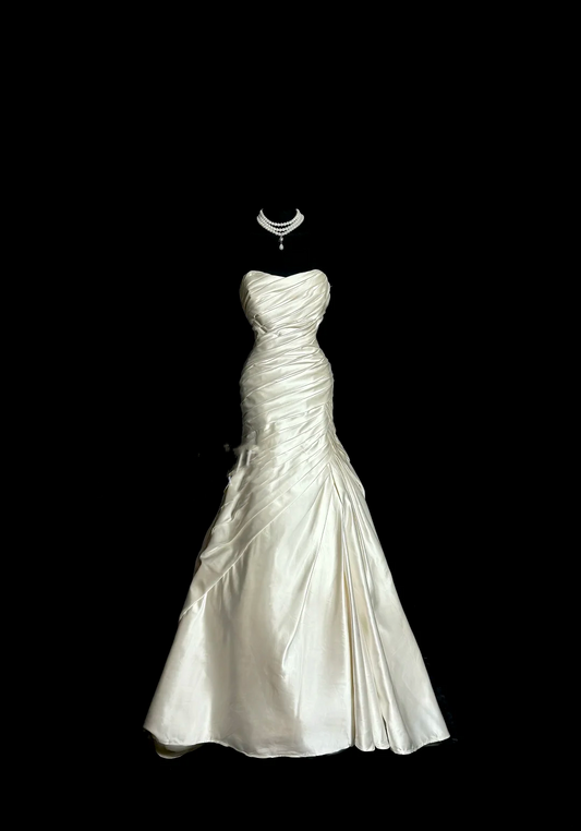Retro Bridal Dress Mermaid Sweetheart Ivory Satin Long Wedding Dress Retro Wedding Dresses Modest Wedding Gowns DH2645