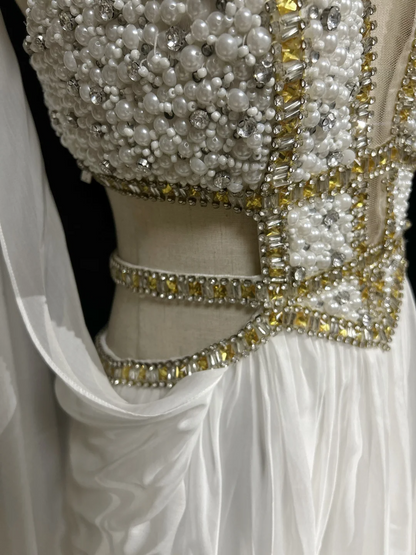 Retro A Line V Neck White Chiffon With Silver Gold Beads Long Flowers Prom Dresses Party Dress 21st Birthday Outfits Prom Gowns DH2662