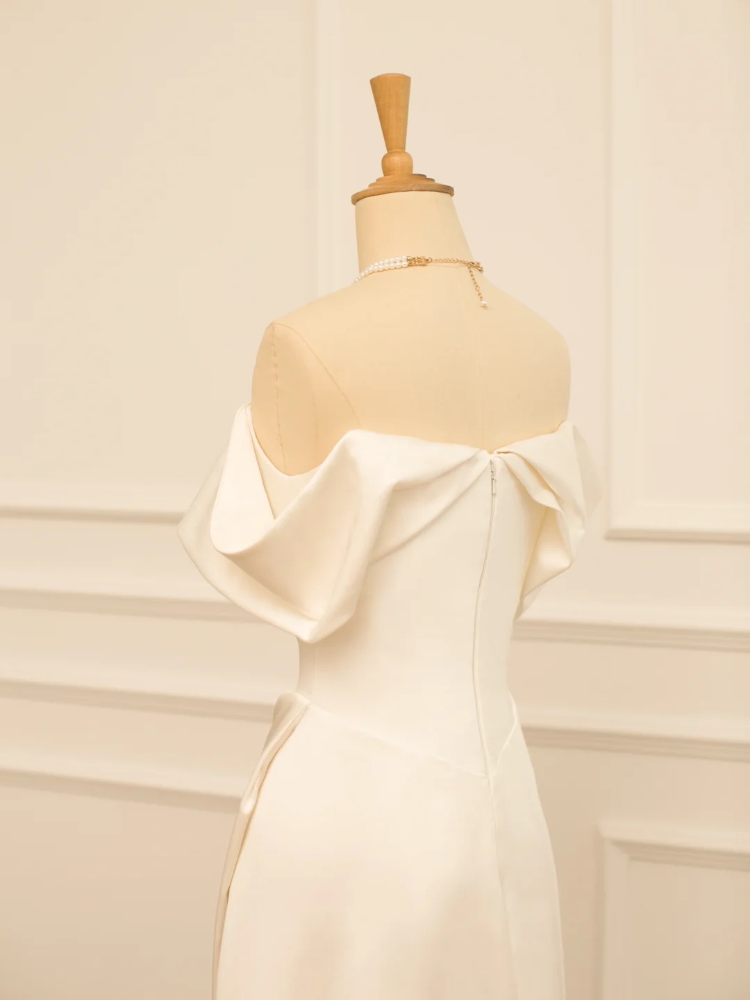 Pretty Wedding Dress A line Off The Shoulder Short Sleeves White Long Wedding Dresses Bridal Gowns Brides Gown DH359