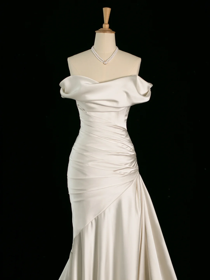 Pretty Wedding Dress Mermaid Off The Shoulder Short Sleeves Satin Long Vintage Wedding Dresses Bridal Gowns Brides Gown DH397