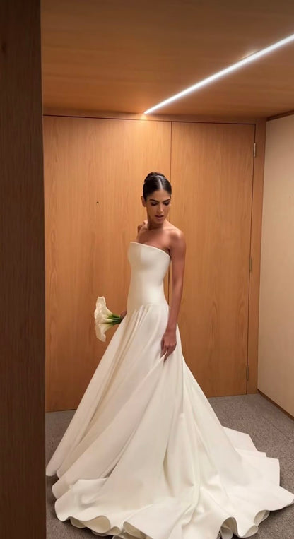 Classic Bridal Gown Ball Gown Strapless Sleeveless Satin Long White Wedding Dresses Elegant Bridal Gowns DH861