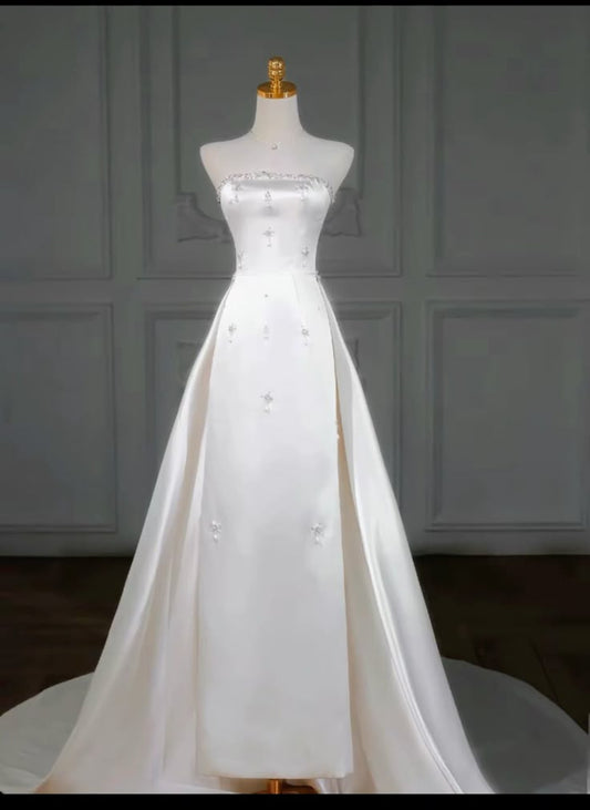 Timeless Bridal Gown Sheath Strapless Satin Sleeveless White Wedding Dresses Elegant Bridal Gowns DH914