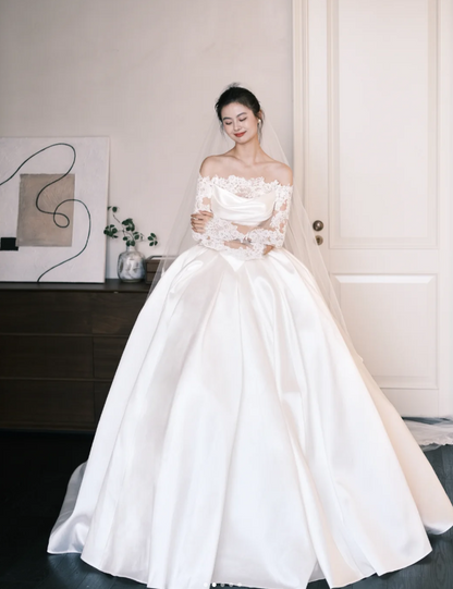 Timeless Strapless Ball Gown Satin Wedding Dress, White Bridal Gowns DP03050