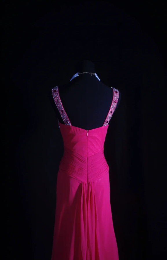 Fuchsia Sheath Long Prom Dresses Chic Chiffon V-neck Evening Dresses Sleeveless Formal Dresses DP04398