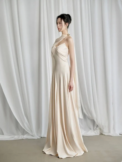 Chic Sweetheart Birthday Dresses Sheath Light Champagne Long Prom Dresses Satin Sleevless Bridesmaid Dresses DP04417