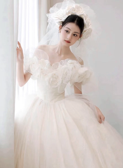 Elegant A-Line Long Weeding Dresses Tulle White Bridal Dresses Cup Sleeves Bridal Gowns DP04448