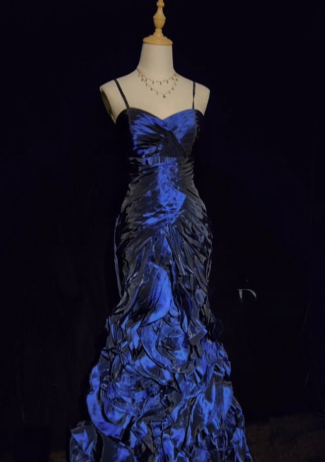 Retro Spaghetti Straps Sheath Long Prom Dresses Satin Blue Birthday Drseses Sleeveless Evening Dresses DP04457