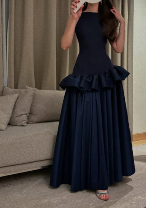 Sexy A-Line Navy Blue Long Prom Dresses Satin Bateau Evening Dresses Sleeveless Birthday Dresses DP04514