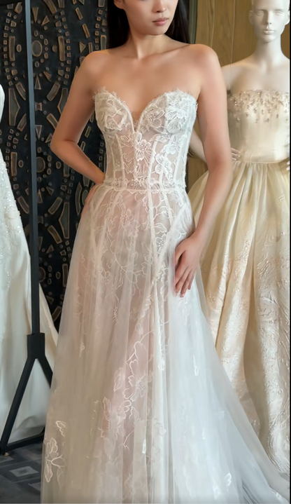 Timeless A-Line Tulle Long Wedding Dresses Applique White Bridal Dresses Sleeveless Bridal Gowns DP04520