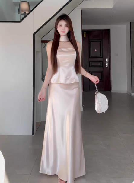 Chic Champagne Sheath Long Prom Dresses Satin Strapless Bridesmaid Dresses DP04529