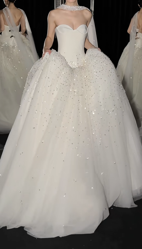 Chic A-Line Long Wedding Dress Tulle Sweetheart White Bridal Dress Sleeveless Bridal Gowns DP04900