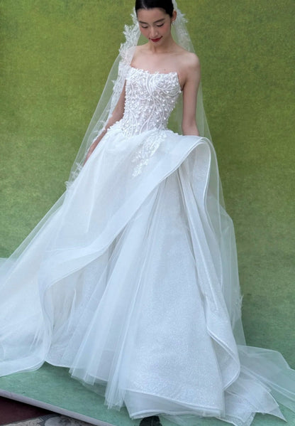 Elegant A-Line Long Wedding Dress Tulle Strapless  White Bridal Gown Sleeveless Beaded Bridal Dress DP05002