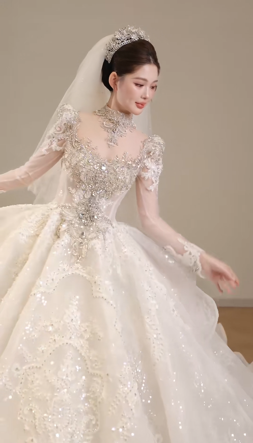Timeless A-Line Long Wedding Dress Tulle Beaded High Neck White Bridal Gown Long Sleeves Bridal Dress DP05006