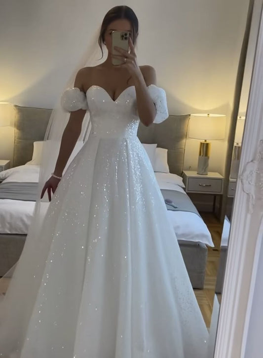 Classic Bridal Gown Ball Gown Sweetheart Sequin White Wedding Dresses Minimalist Bridal Gowns DP1339