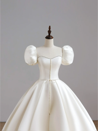 Simple Bridal Gown Ball Gown Short Sleeves Satin White Wedding Dresses Minimalist Bridal Gowns DP1548