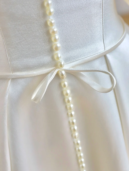 Simple Bridal Gown Ball Gown Short Sleeves Satin White Wedding Dresses Minimalist Bridal Gowns DP1548
