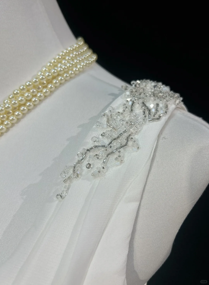 Classic Bridal Gown A line V Neck Chiffon Beads White Wedding Dresses Minimalist Bridal Gowns DP1687