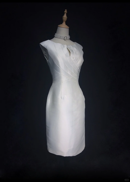 Classic Bridal Gown Sheath Short Satin White Wedding Dresses Minimalist Bridal Gowns DP1692