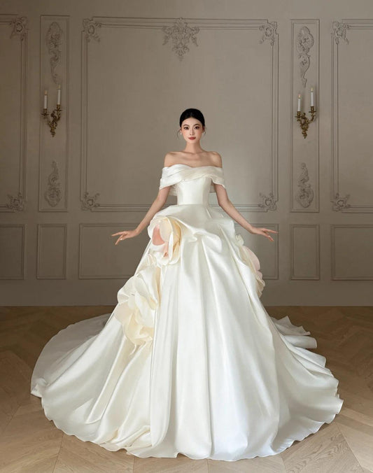 Modest Off-shoulder Luxury Wedding Dresses White Ball Gown Satin Train Bridal Gowns DP2986