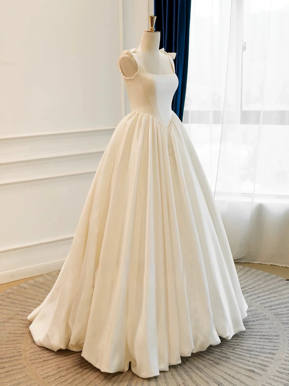 Modest Square Neck A-Line Satin Wedding Dresses Simple Bridal Gowns DP3168