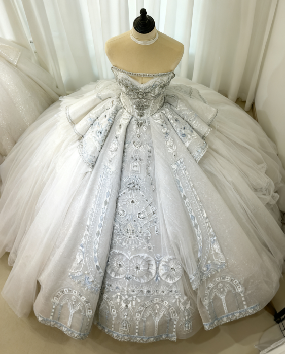 Timeless Strapless Ball Gown Tulle Wedding Dresses White Bridal Gowns DP3185