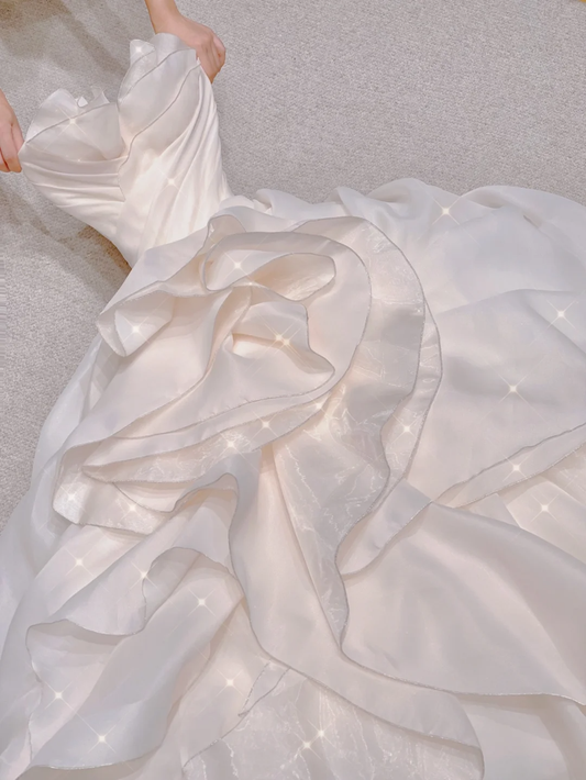 Unique Ball Gown Sweetheart Ruffles Layers Long Satin Wedding Dresses Brides Dress DP323