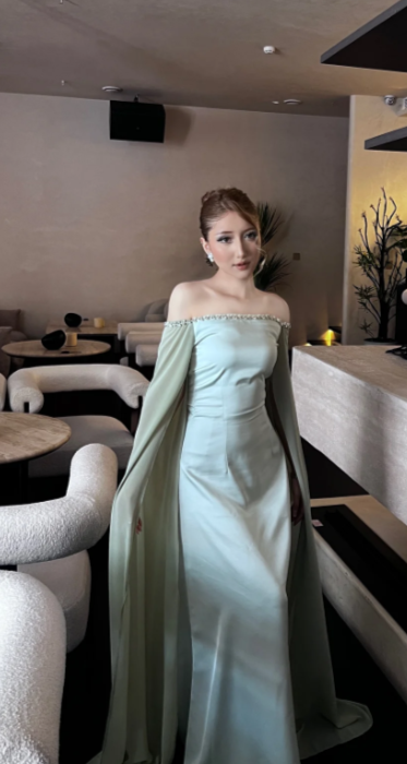 Elegant Off-the-shoulder Sheath Green Mother of the Bride Dress Satin Chiffon Green Evening Dress DP3707