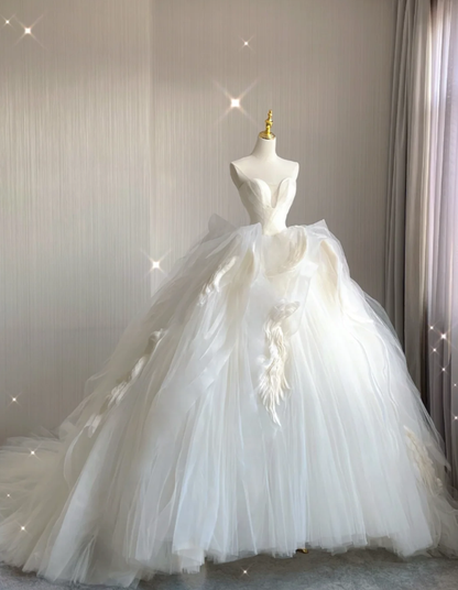Timeless Ball Gown Strapless Long Satin White Sweep Train Wedding Dresses Brides Dress DP410