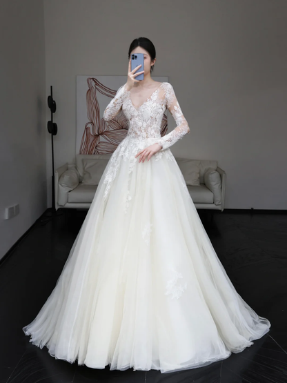 Unique Bridal Gown Ball Gown V Neckline Long Sleeves White Lace Wedding Dresses Bridal Gowns DP843