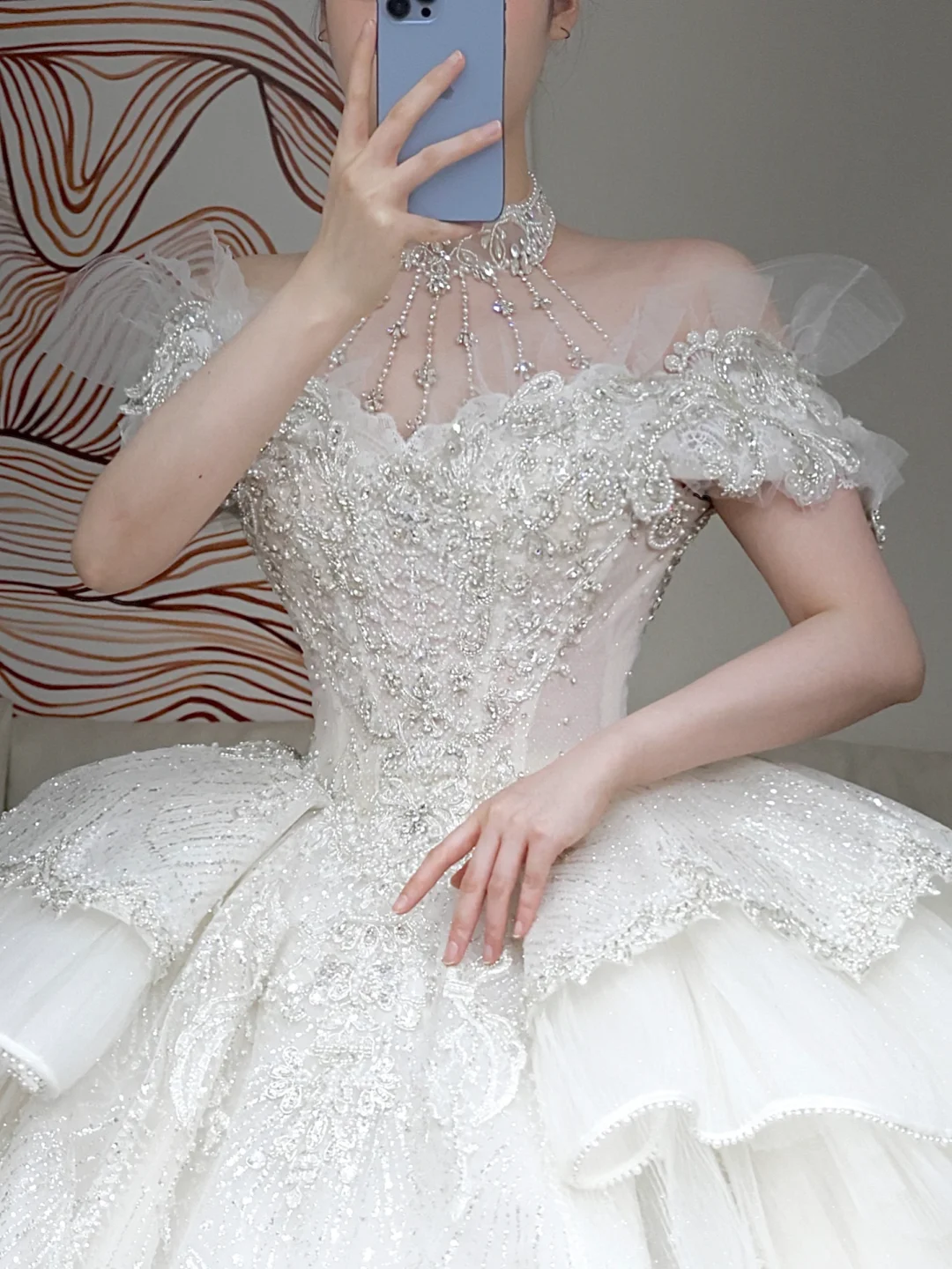 Luxury Ball Gown Wedding Dresses Off The Shoulder Short Sleeves Sequin Wedding Dress With Train DP646