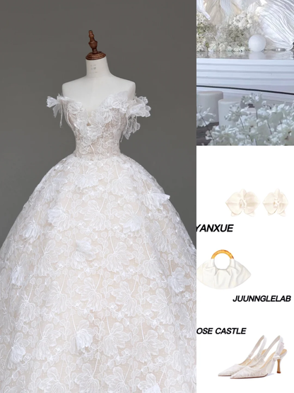 Unique Bridal Gown Ball Gown Strapless Lace White Satin Wedding Dresses Bridal Gowns DP677