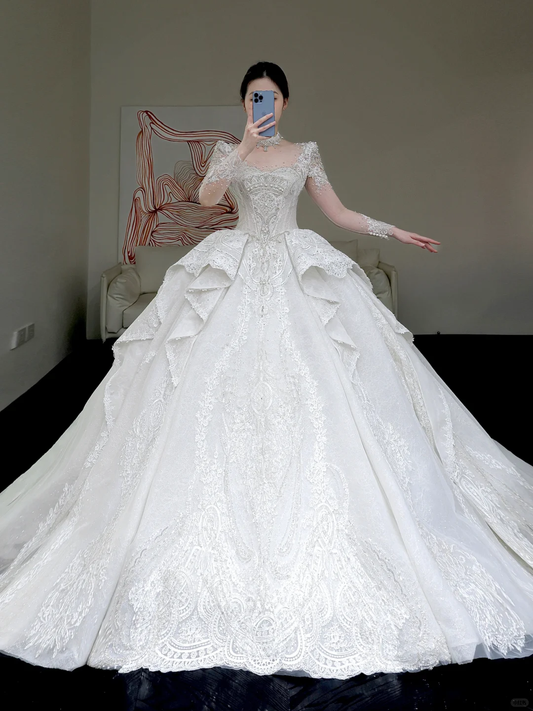 Princess Bridal Gown Ball Gown Scoop Neckline White Sequin Beads Wedding Dresses Winter Bridal Gowns DP859