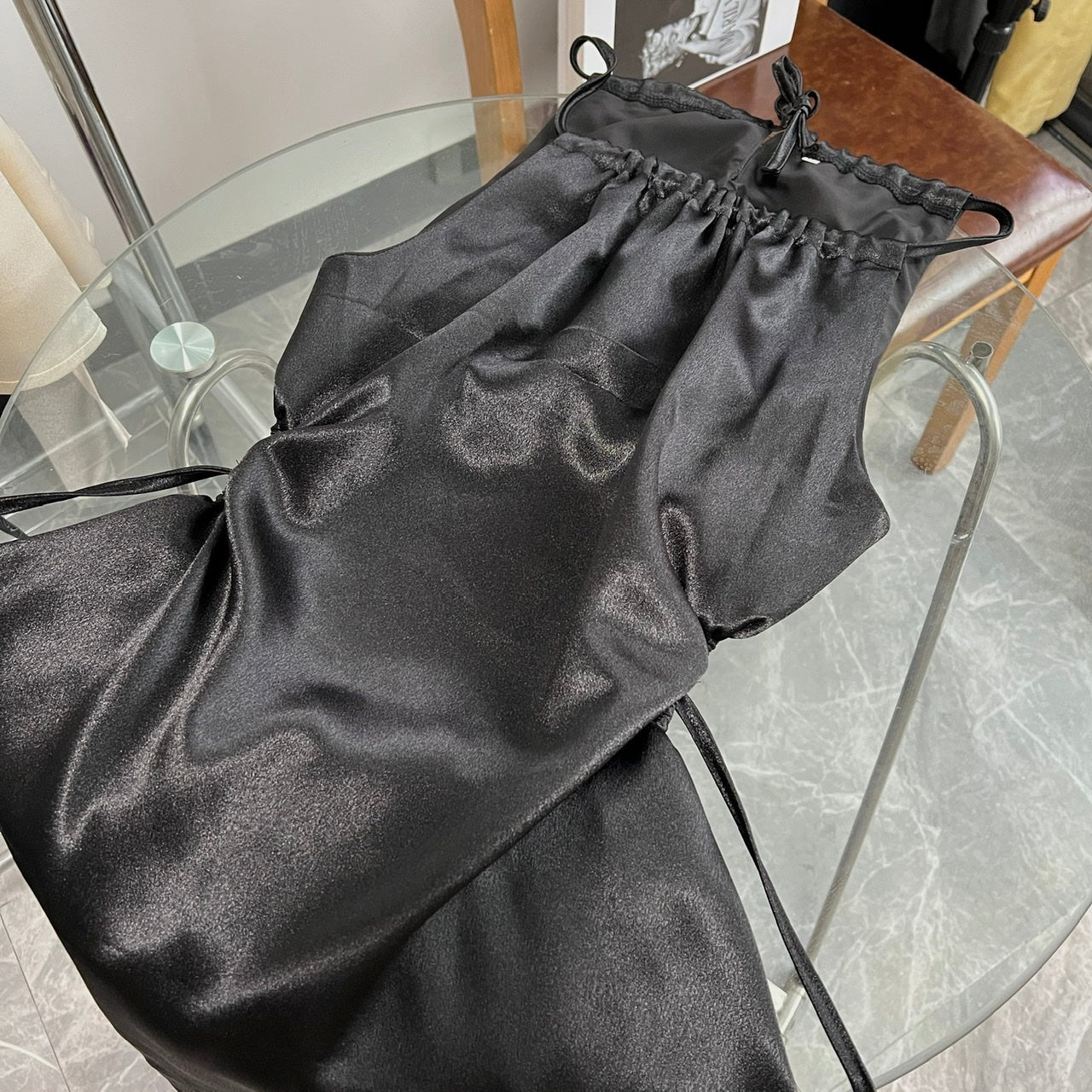 American style waist-baring halter neck pleated dress  ED01051