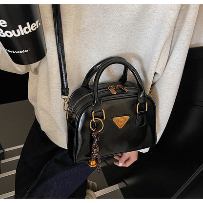 and fashionable all-match handbag shoulder messenger bag HZ1024