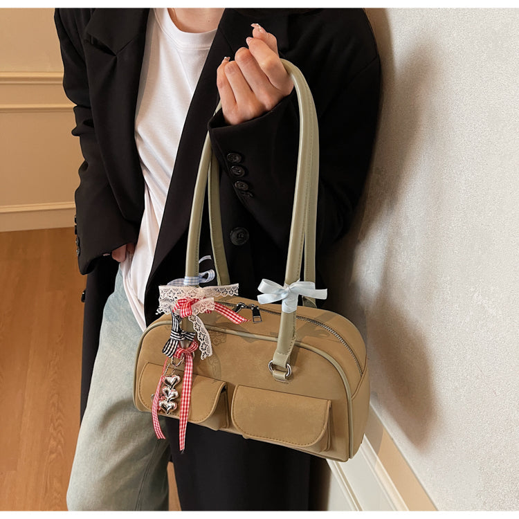 Popular all-match shoulder bag with pendant, large capacity commuter bag ED01092