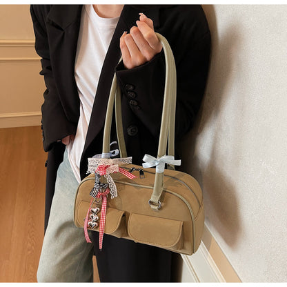 Popular all-match shoulder bag with pendant, large capacity commuter bag ED01092