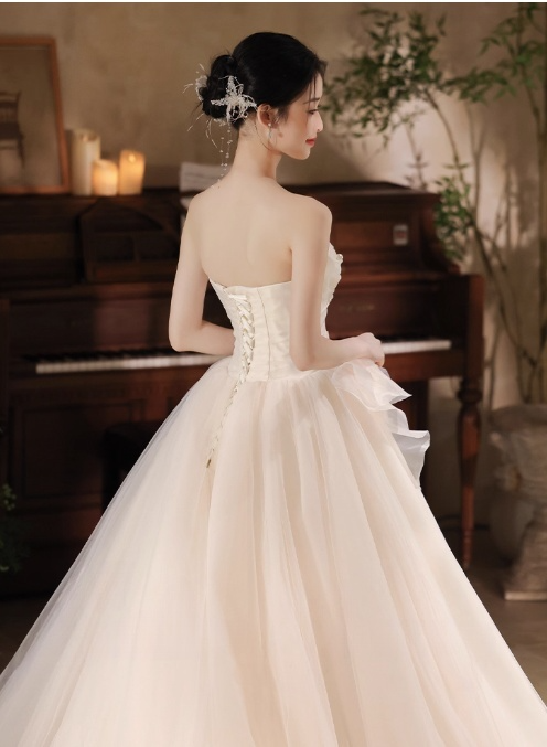 Light Champagne A-Line Strapless Tulle Wedding Dressï¼_entle Beaded Long Bridal Dress ED01352