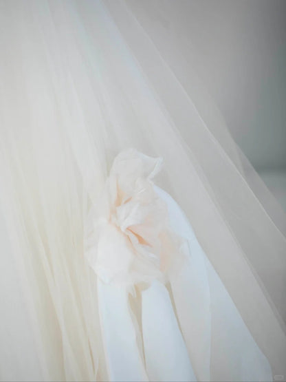 Light Champagne A-Line Strapless Tulle Wedding Dressï¼_entle Beaded Long Bridal Dress ED01352