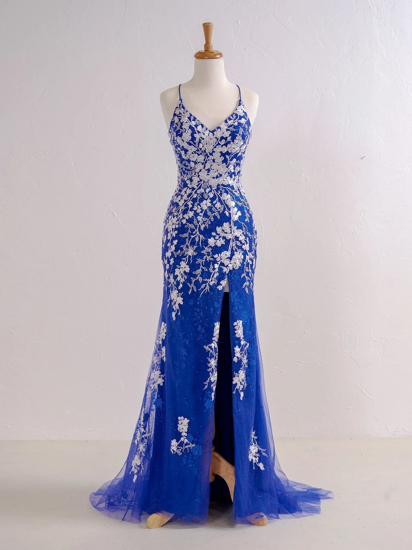 Mermaid V Neck Long Prom Dress with Appliques Beading ED01382