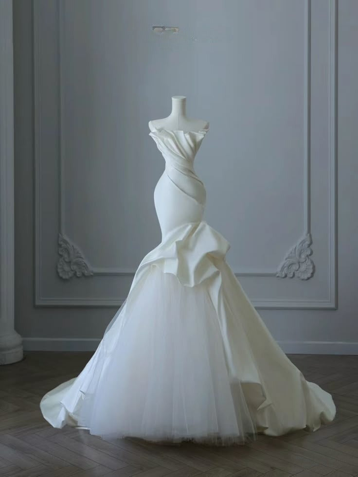 Ivory Strapless Mermaid  Wedding Dresses, Tulle Satin Tender Sleeveless Bridal Gowns  ED01425